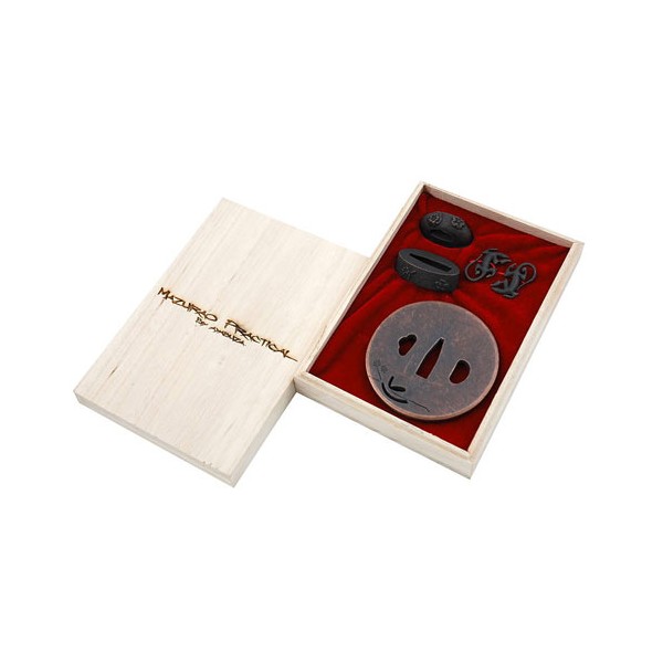 Set de pièces pour sabres japonais : tsuba, kashira, fuchi et menukis